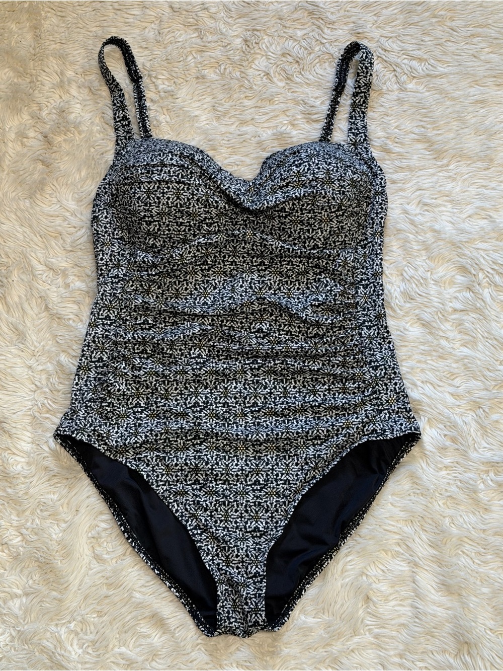 Nip Tuck Swim One Piece Swimsuit in Geometric Print - Size US 10